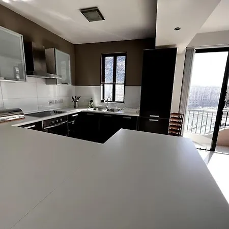 Apartament Seafront Meridionale 2bedroom *